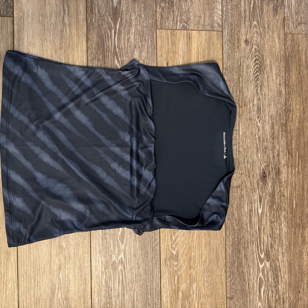 Abercrombie top